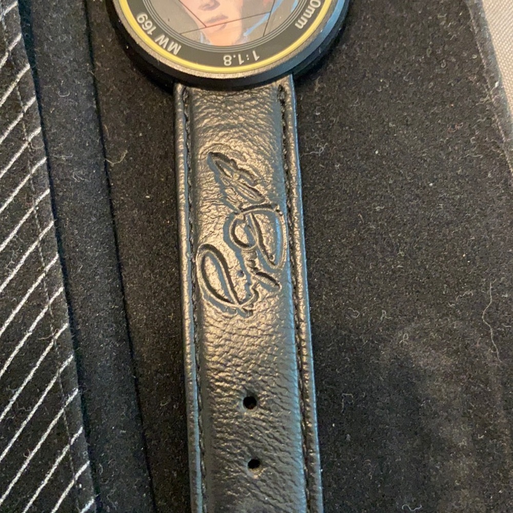 Memories Elvis Presley watch excellent condition